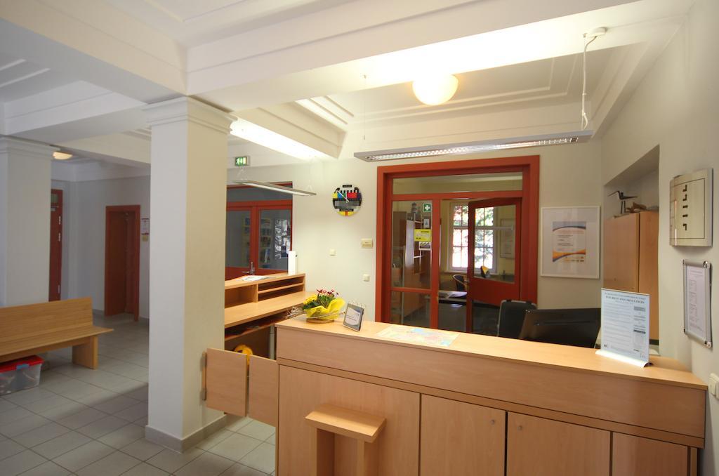 Djh Jugendherberge Wismar Exterior photo
