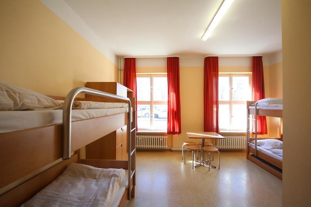 Djh Jugendherberge Wismar Exterior photo